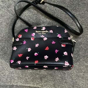 Kate Spade crossbody with flowers